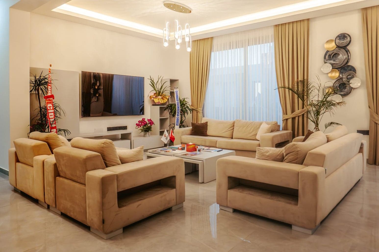 Furnished living room in a Richmond Park villa
